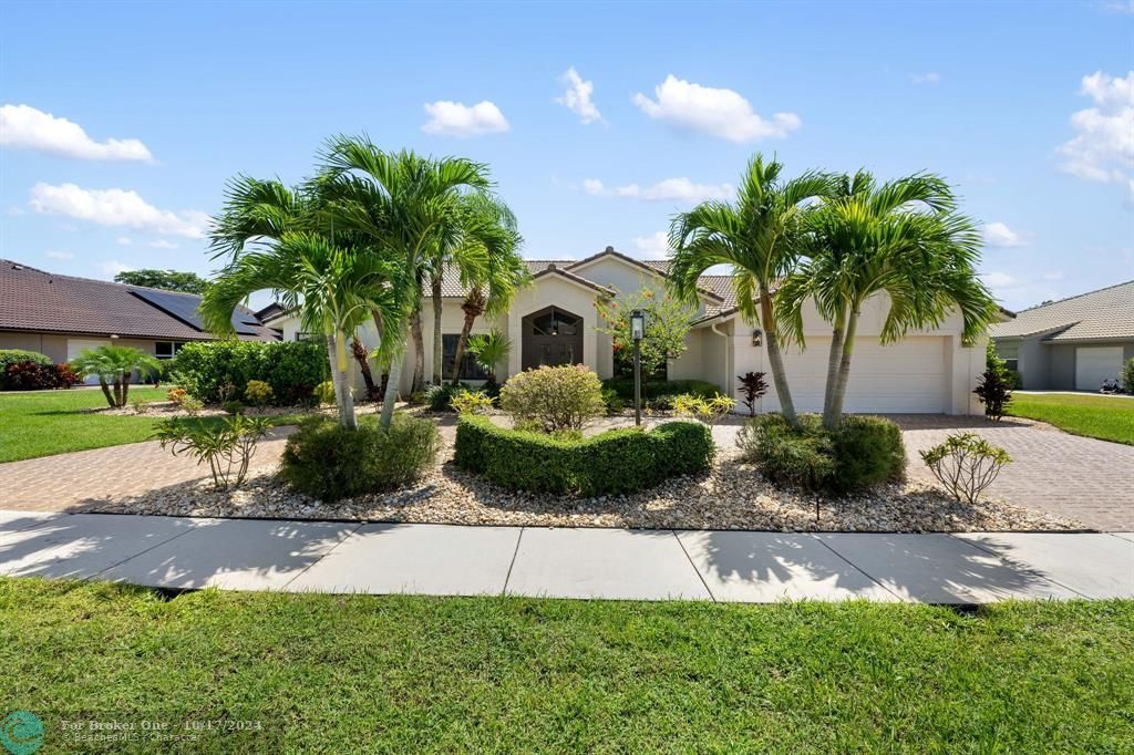 For Sale: $799,000 (3 beds, 2 baths, 2457 Square Feet)