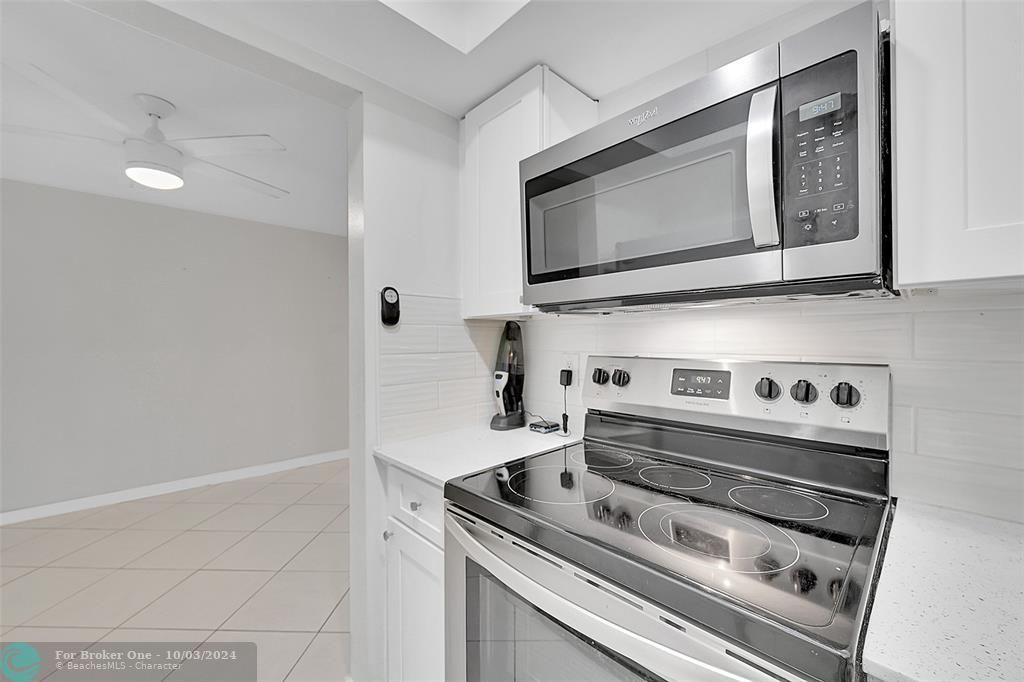 For Sale: $234,900 (1 beds, 1 baths, 650 Square Feet)