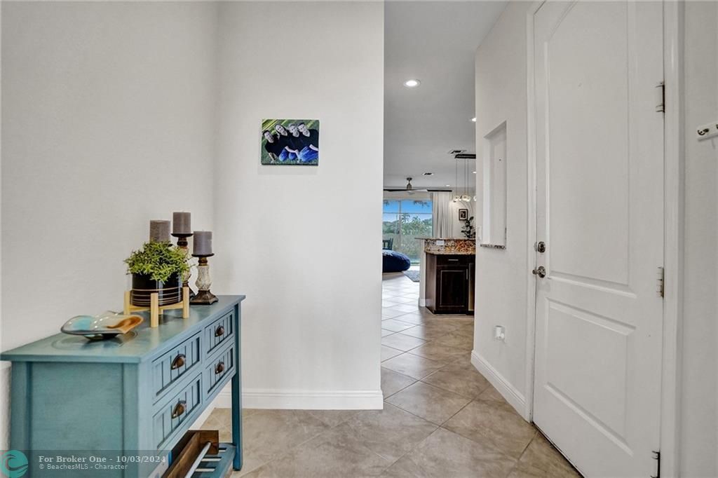 For Sale: $539,900 (3 beds, 2 baths, 1696 Square Feet)