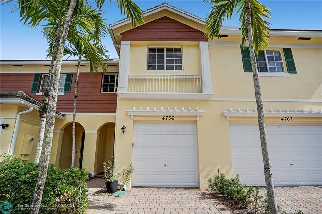 For Sale: $539,900 (3 beds, 2 baths, 1696 Square Feet)