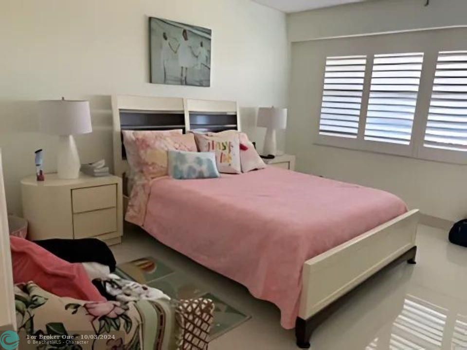 En Venta: $419,000 (3 camas, 2 baños, 1710 Pies cuadrados)