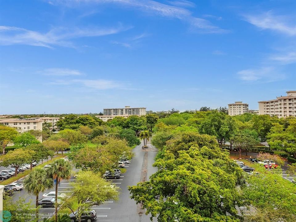 For Sale: $419,000 (3 beds, 2 baths, 1710 Square Feet)