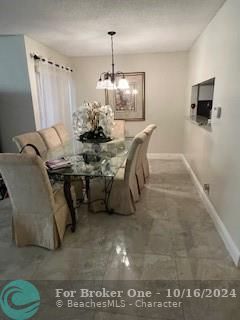 For Sale: $294,999 (2 beds, 2 baths, 1360 Square Feet)