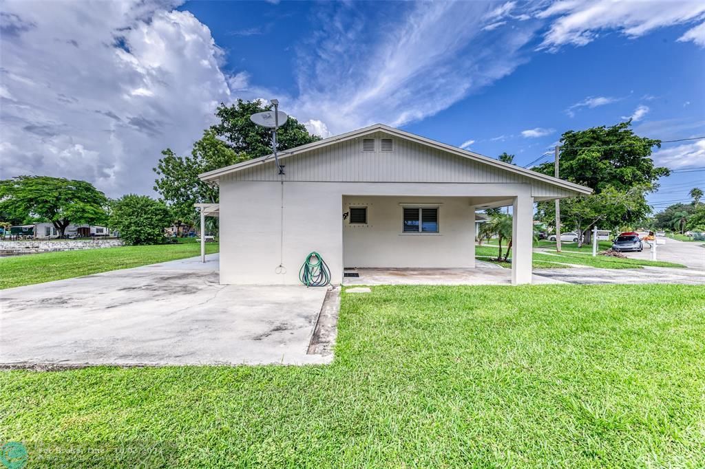 For Sale: $514,900 (3 beds, 2 baths, 1124 Square Feet)