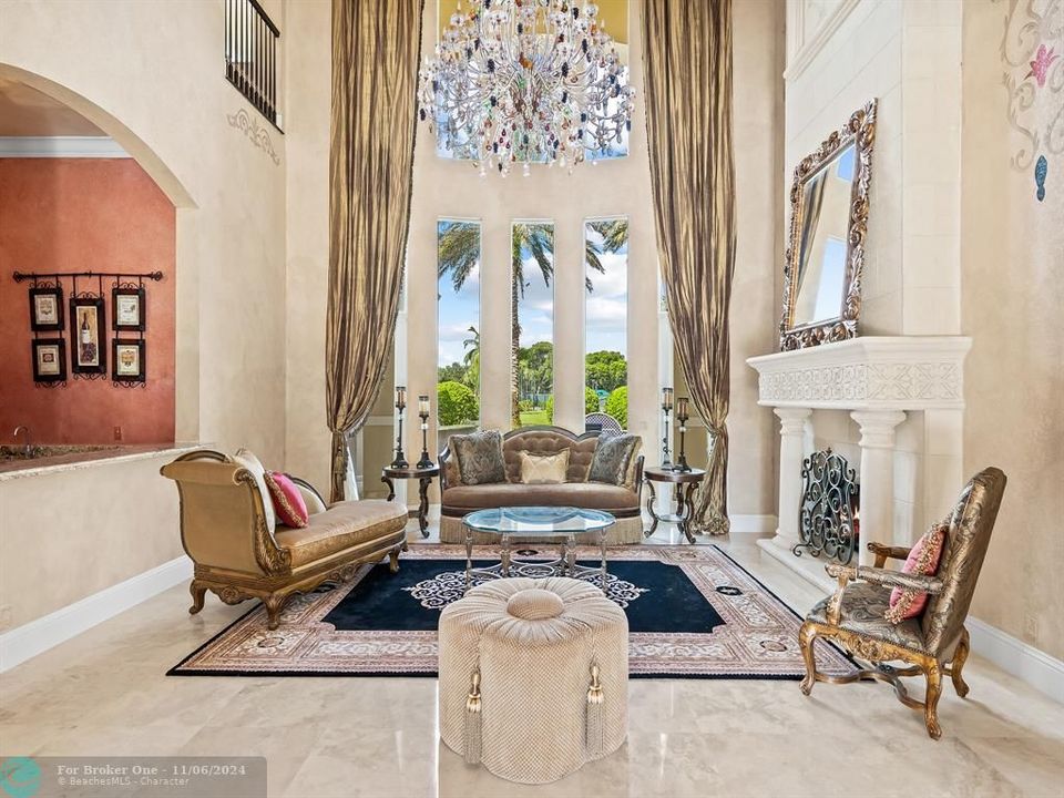 For Sale: $3,500,000 (6 beds, 6 baths, 6414 Square Feet)