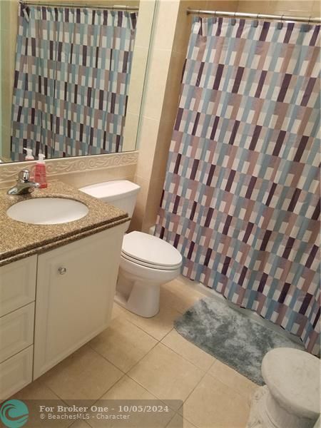 For Rent: $2,550 (2 beds, 2 baths, 1989 Square Feet)