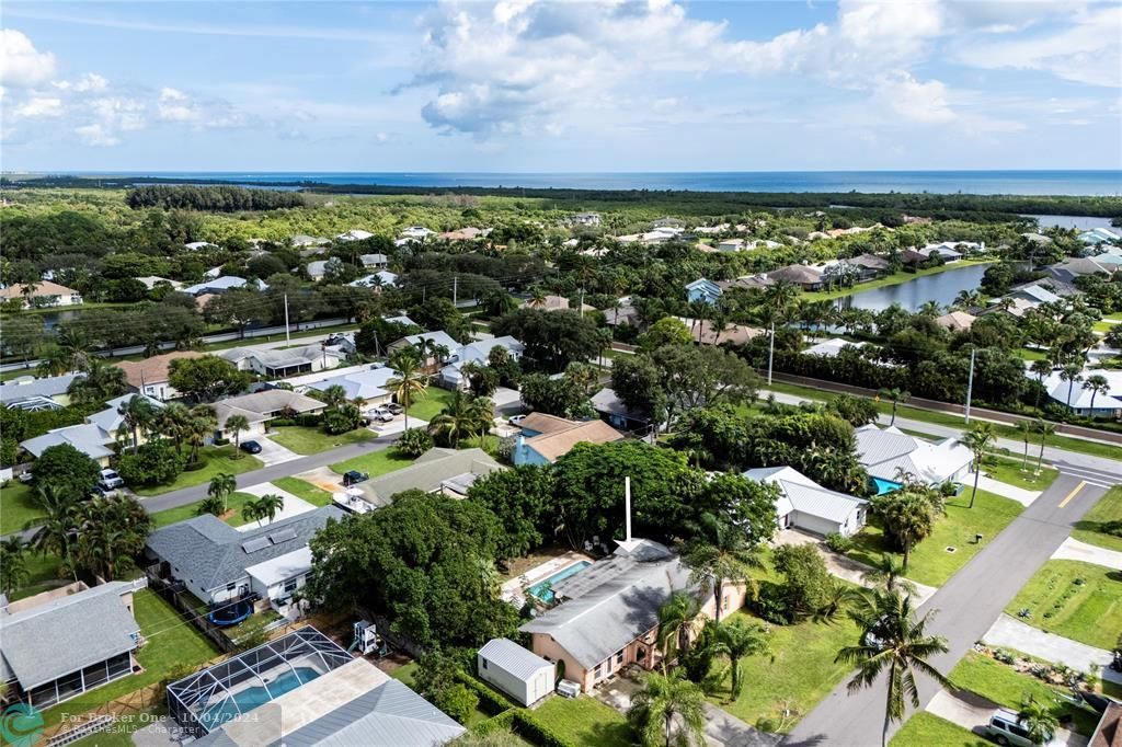 For Sale: $599,000 (3 beds, 2 baths, 2390 Square Feet)