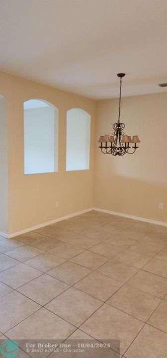 For Rent: $3,500 (3 beds, 2 baths, 1744 Square Feet)