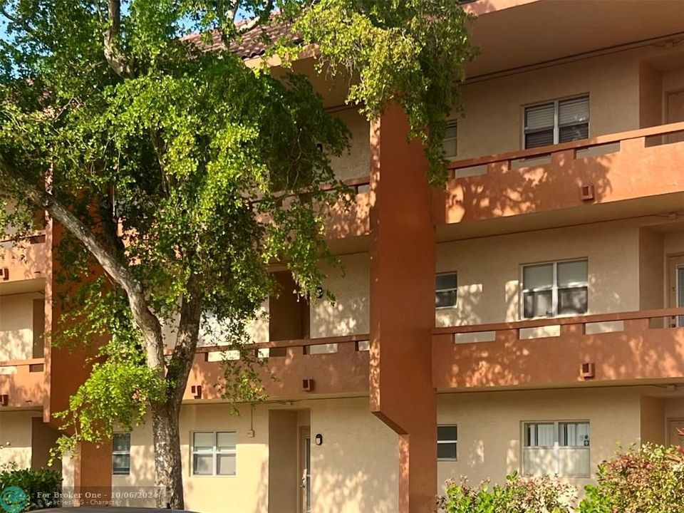 En Venta: $142,000 (2 camas, 2 baños, 920 Pies cuadrados)