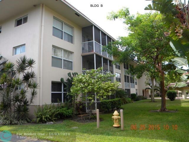 For Sale: $180,000 (1 beds, 1 baths, 775 Square Feet)