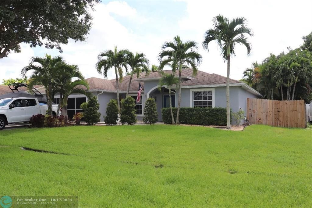 For Sale: $499,000 (3 beds, 2 baths, 1696 Square Feet)