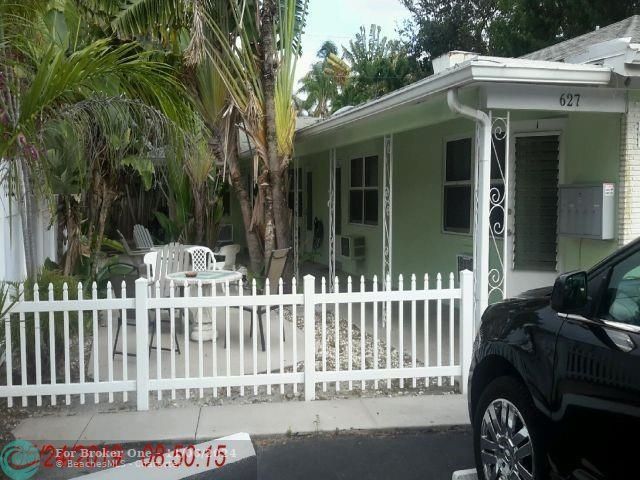 For Sale: $1,500 (1 beds, 1 baths, 500 Square Feet)