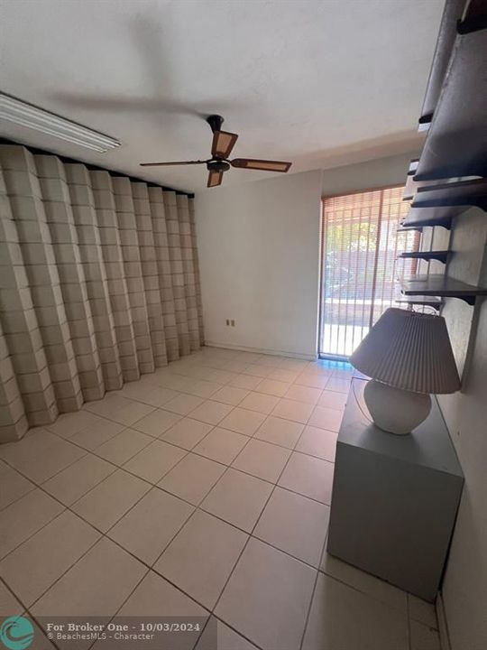 En Venta: $885,000 (3 camas, 3 baños, 2129 Pies cuadrados)