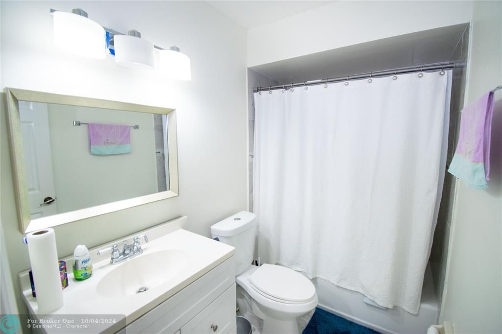 For Sale: $387,500 (3 beds, 2 baths, 1567 Square Feet)