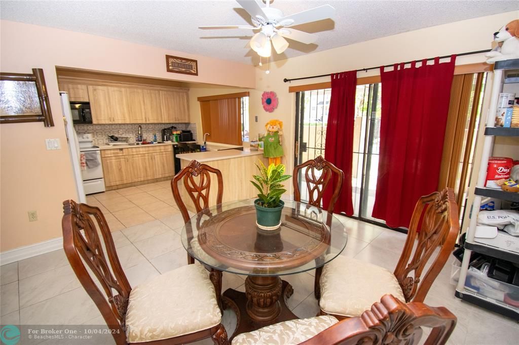 For Sale: $387,500 (3 beds, 2 baths, 1567 Square Feet)