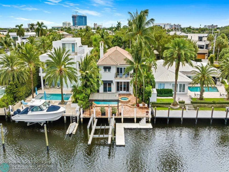 For Sale: $4,795,000 (4 beds, 4 baths, 3786 Square Feet)