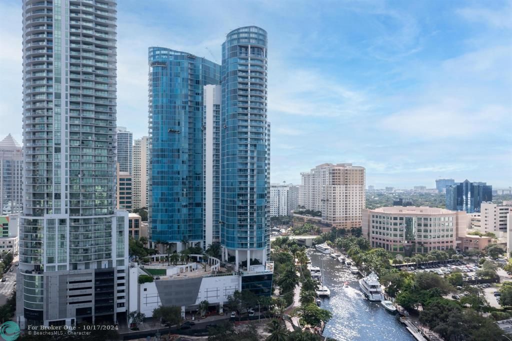 For Sale: $1,375,000 (2 beds, 2 baths, 1522 Square Feet)