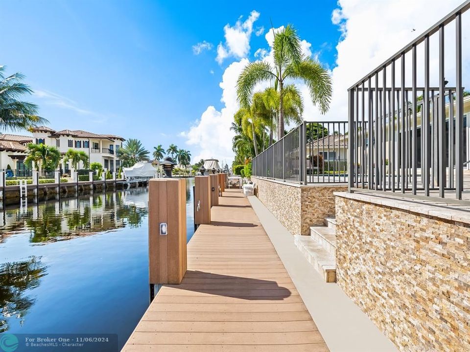 For Sale: $2,850,000 (4 beds, 3 baths, 2834 Square Feet)