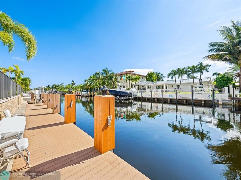 For Sale: $2,850,000 (4 beds, 3 baths, 2834 Square Feet)