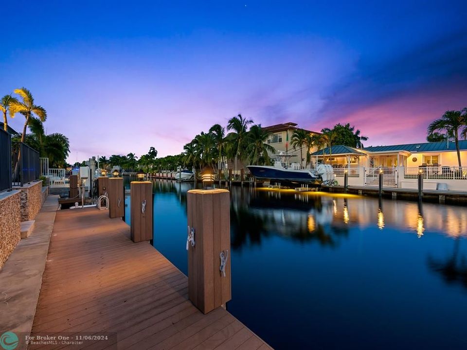 For Sale: $2,850,000 (4 beds, 3 baths, 2834 Square Feet)