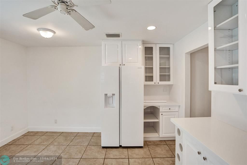 For Rent: $3,850 (2 beds, 2 baths, 1611 Square Feet)