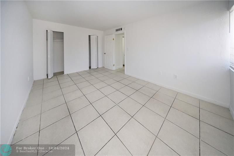 For Rent: $2,495 (2 beds, 1 baths, 8632 Square Feet)