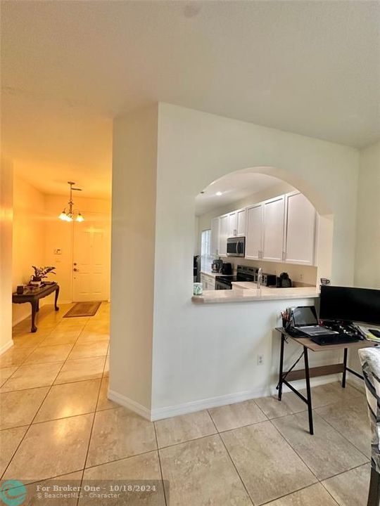 For Sale: $398,000 (3 beds, 2 baths, 1761 Square Feet)