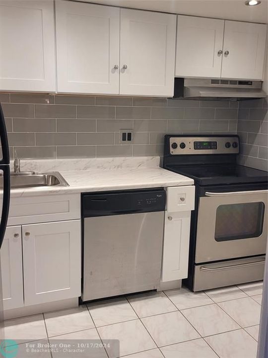 For Rent: $1,550 (1 beds, 1 baths, 800 Square Feet)