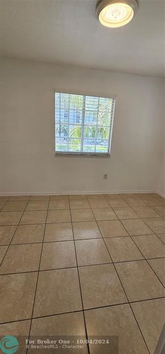 For Rent: $2,850 (3 beds, 2 baths, 1182 Square Feet)