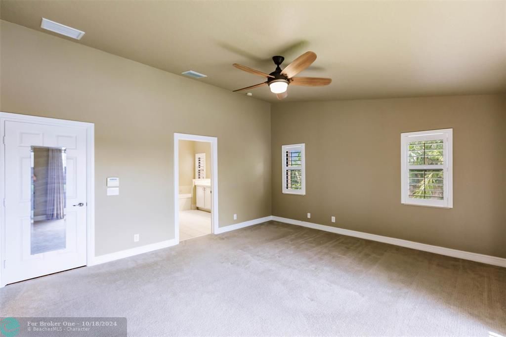 For Sale: $449,900 (3 beds, 2 baths, 2279 Square Feet)