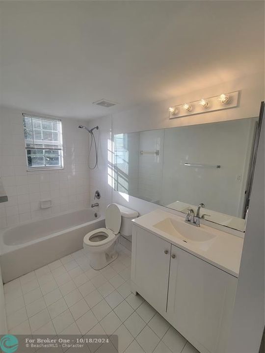 For Rent: $2,600 (3 beds, 2 baths, 1282 Square Feet)