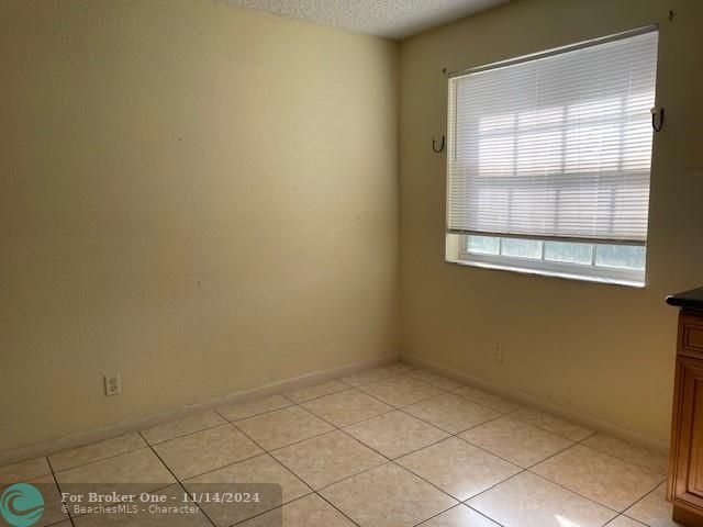 For Sale: $450,000 (4 beds, 2 baths, 1831 Square Feet)