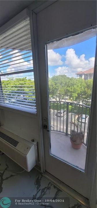 For Rent: $1,700 (1 beds, 1 baths, 0 Square Feet)