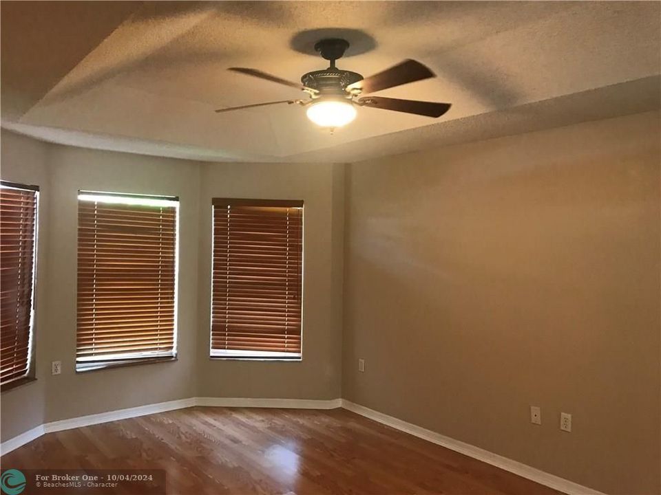 For Rent: $3,750 (3 beds, 2 baths, 0 Square Feet)