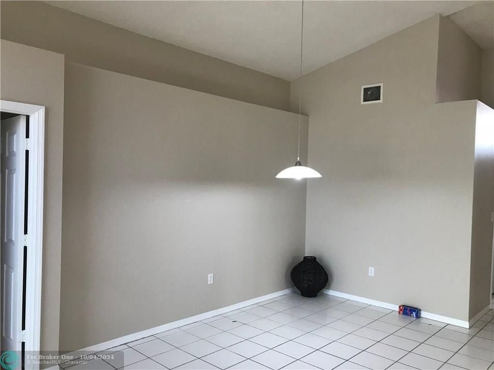 For Rent: $3,750 (3 beds, 2 baths, 0 Square Feet)