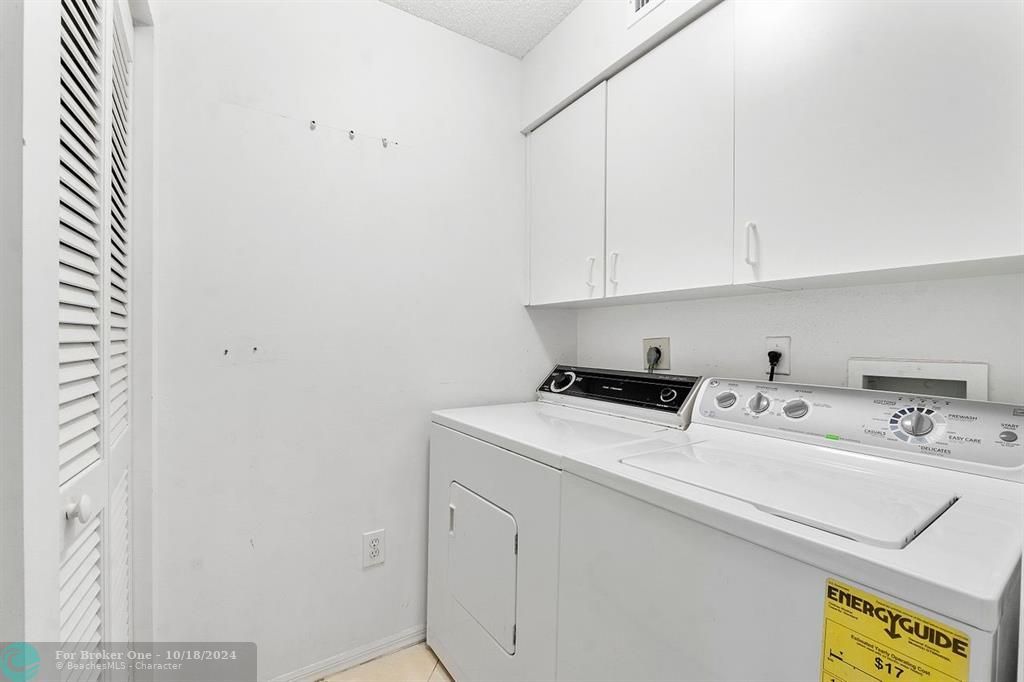 Active With Contract: $329,000 (2 beds, 2 baths, 1865 Square Feet)