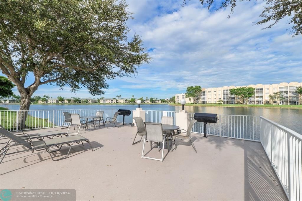 Active With Contract: $329,000 (2 beds, 2 baths, 1865 Square Feet)