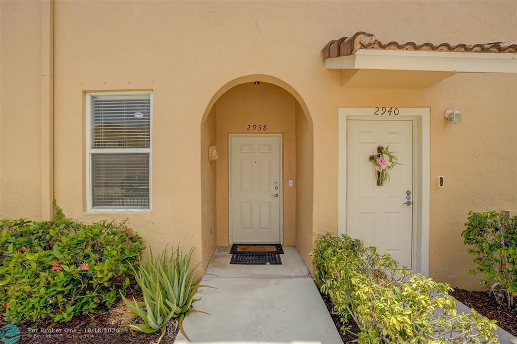 For Rent: $2,925 (3 beds, 2 baths, 1210 Square Feet)