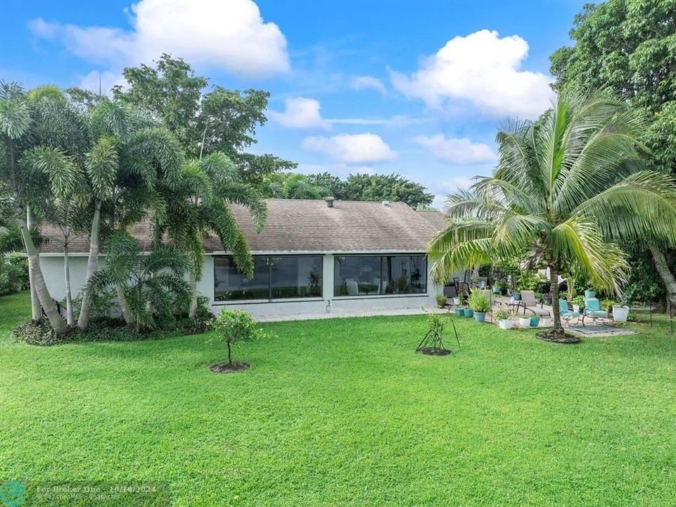 En Venta: $495,000 (2 camas, 2 baños, 1658 Pies cuadrados)