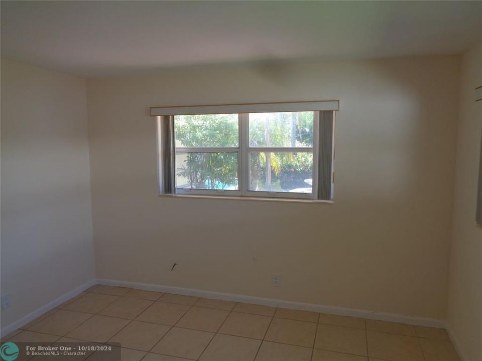 For Sale: $2,750 (2 beds, 2 baths, 2360 Square Feet)