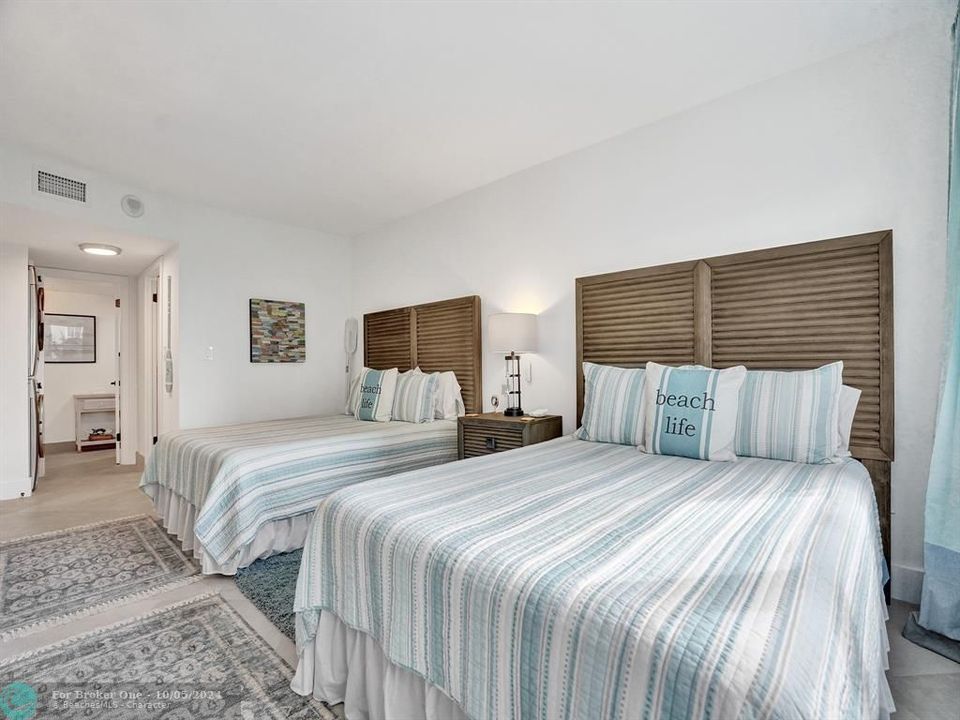 For Sale: $899,900 (2 beds, 2 baths, 1662 Square Feet)