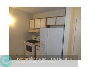 For Rent: $1,500 (1 beds, 1 baths, 606 Square Feet)