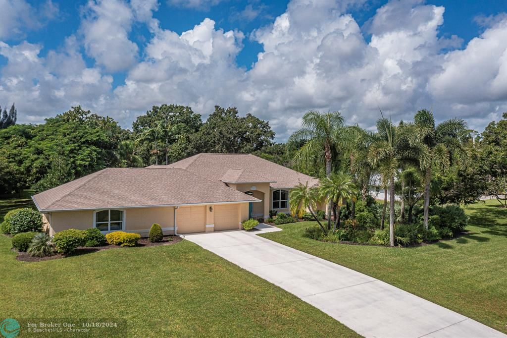 For Sale: $775,000 (3 beds, 2 baths, 2671 Square Feet)