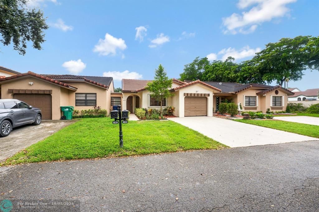 For Sale: $499,900 (3 beds, 2 baths, 1457 Square Feet)