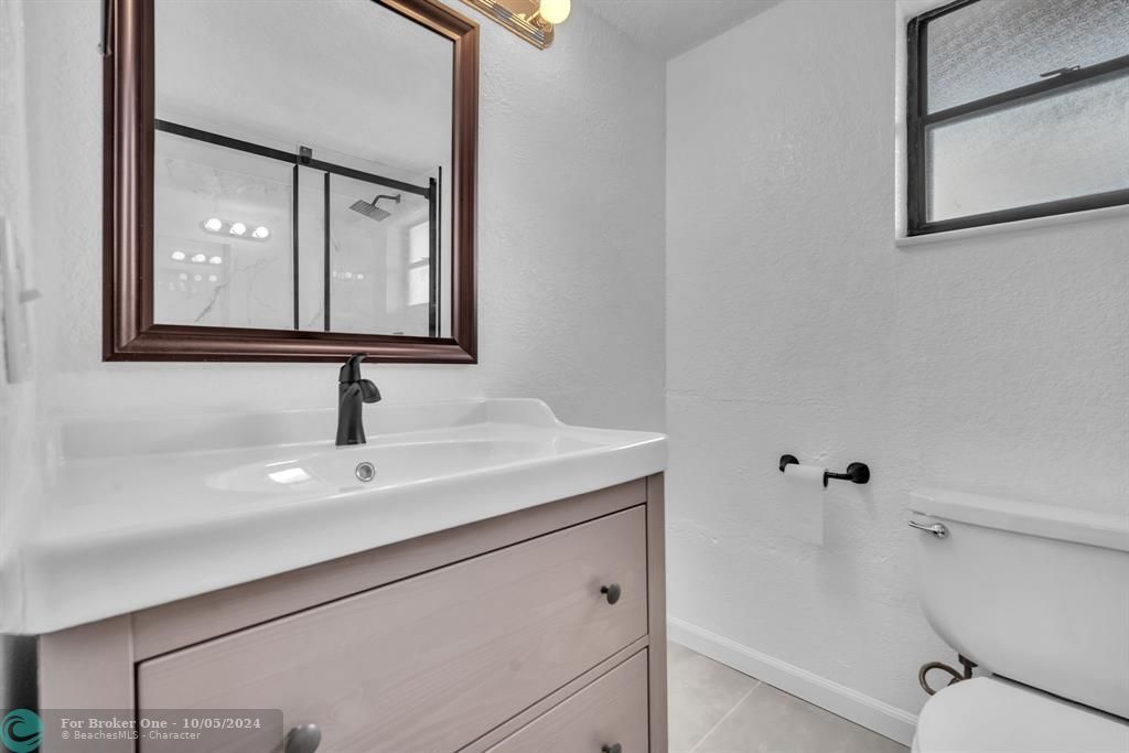 For Rent: $2,600 (2 beds, 2 baths, 1170 Square Feet)