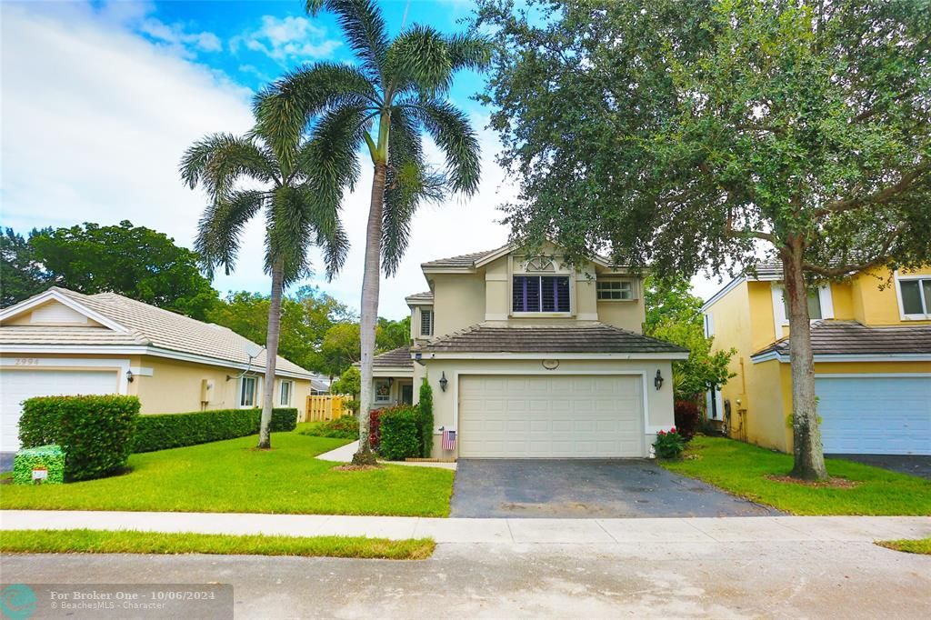 For Sale: $724,900 (3 beds, 2 baths, 1669 Square Feet)