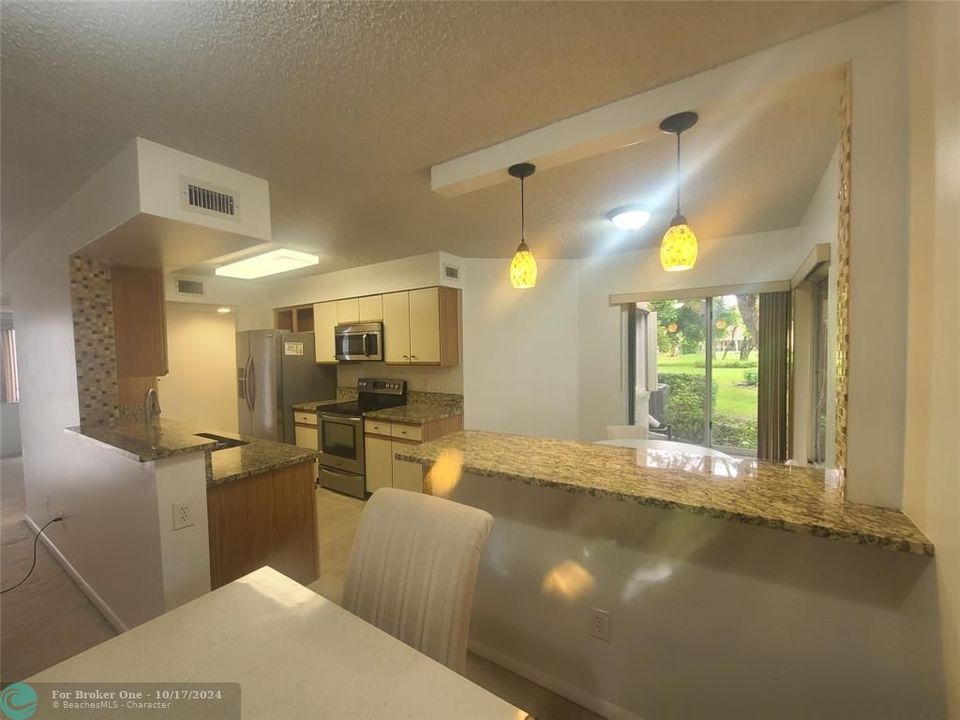 For Sale: $369,900 (3 beds, 2 baths, 1504 Square Feet)