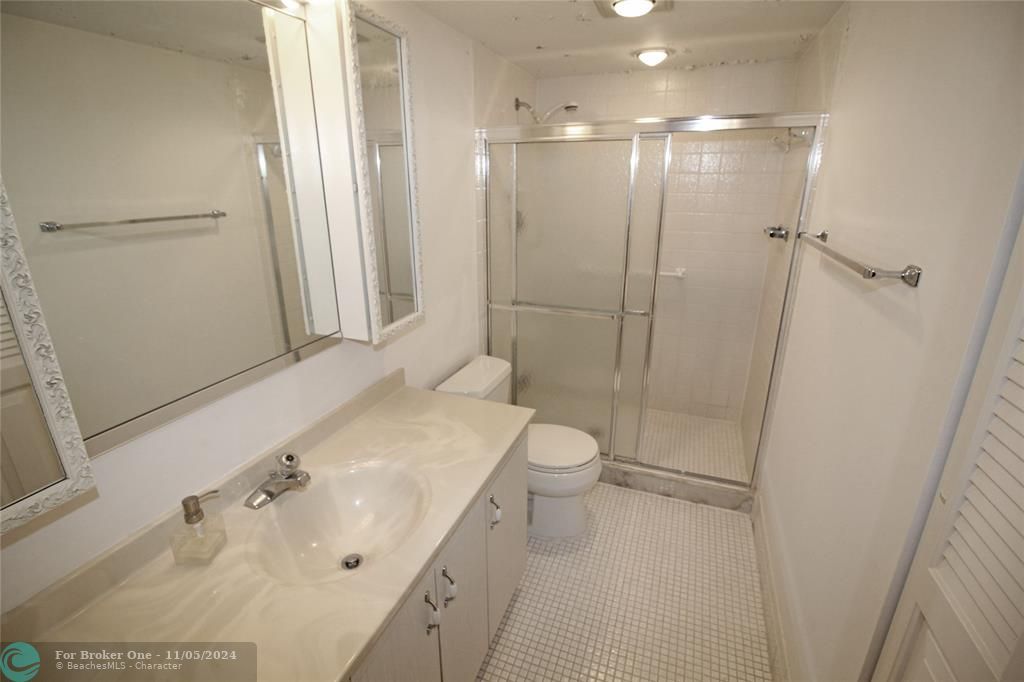 For Sale: $140,000 (2 beds, 2 baths, 1162 Square Feet)