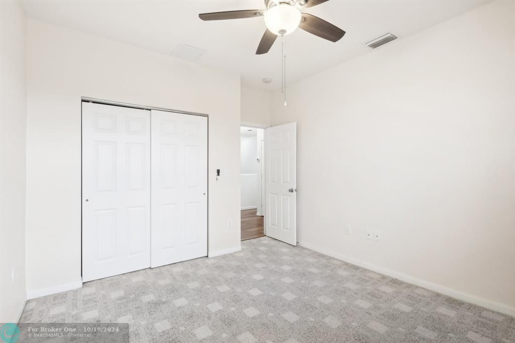 For Rent: $3,495 (3 beds, 2 baths, 1676 Square Feet)