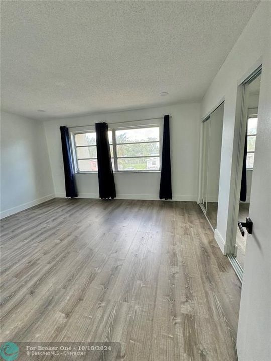 For Rent: $2,850 (2 beds, 2 baths, 1210 Square Feet)